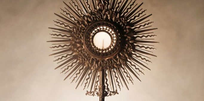 Adoration ostensoir